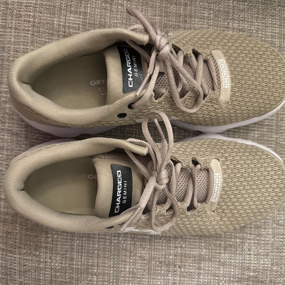 Under Armour Charged Gemini Beige Sneakers
